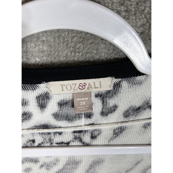 Roz & Ali Animal Print Open Front Cardigan Sweater Womens Size 2X Black White - Picture 3 of 6